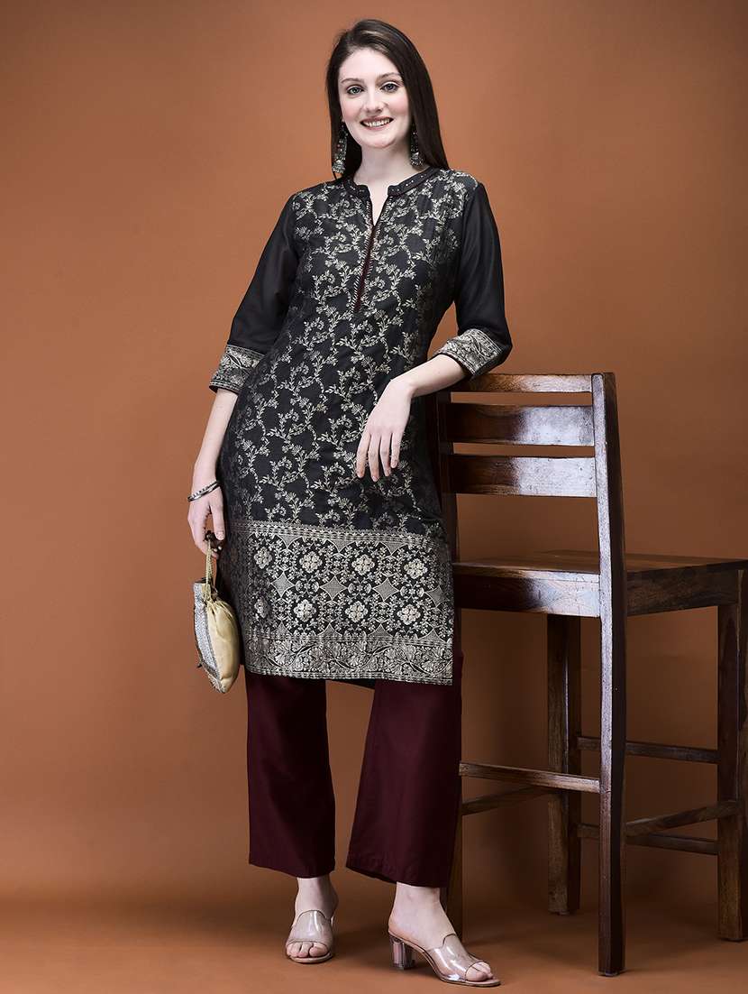 women self design mandarin neck kurta pant set