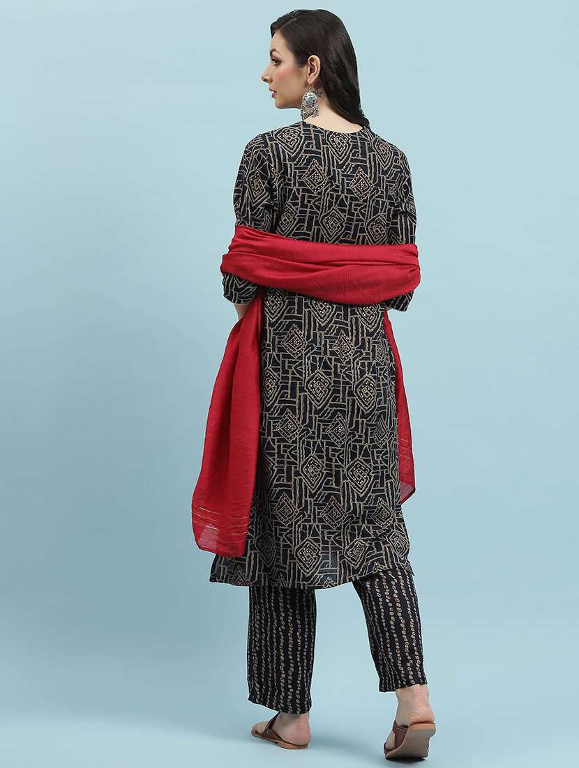 women three quarter sleeve kurta pant with dupatta set - 21714285 -  Standard Image - 3