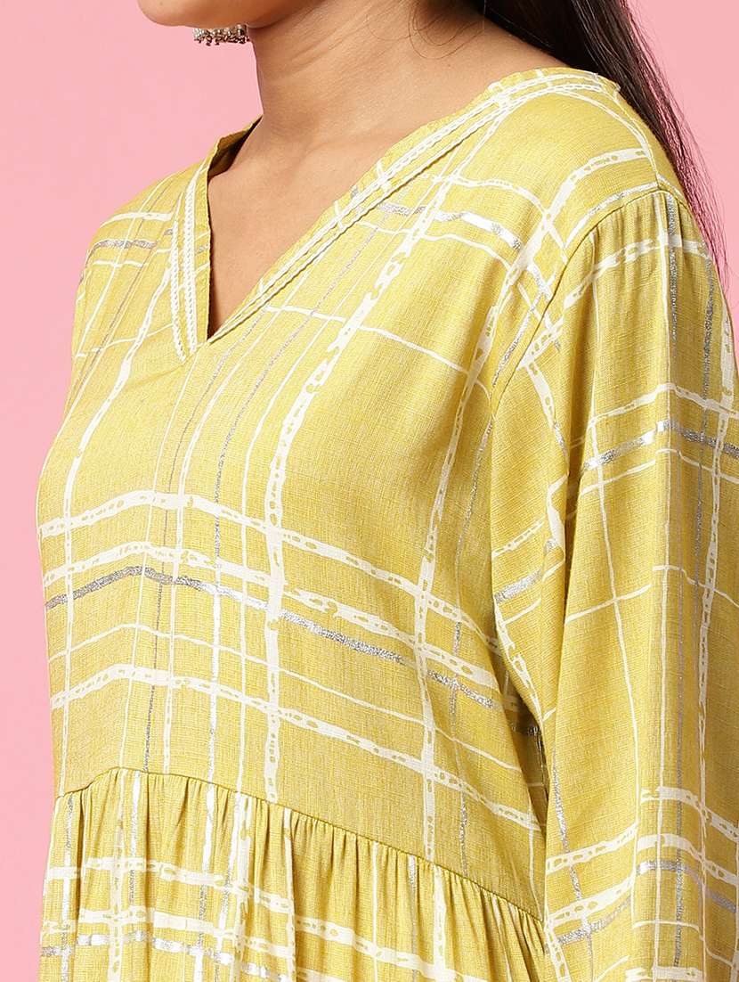 women three quarter sleeve kurta pant with dupatta set - 21714309 -  Standard Image - 5