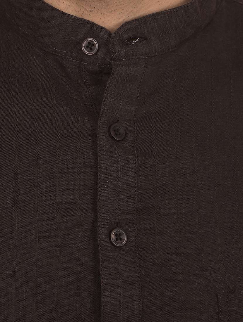 men mandarin neck solid short kurta - 21716217 - Standard Image - 5