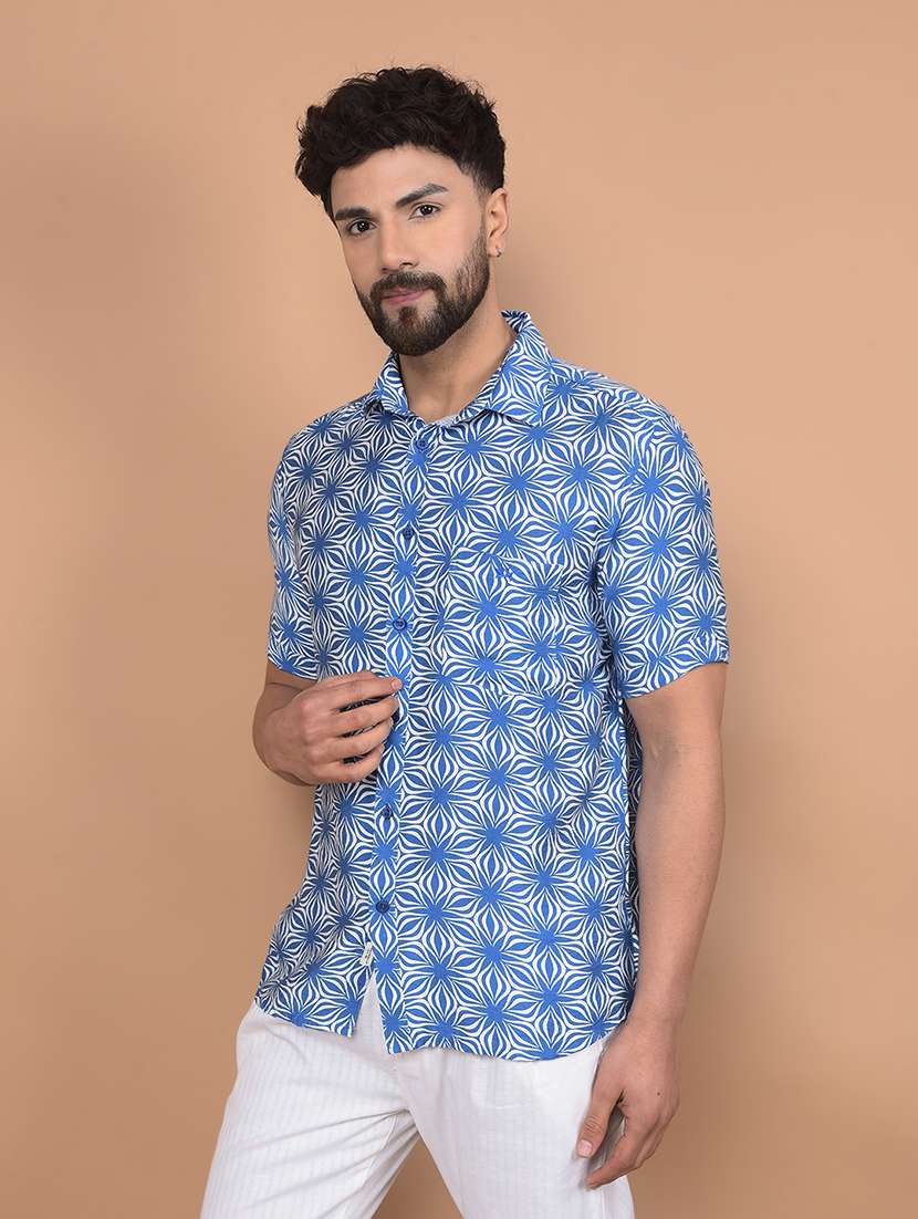 men short sleeves printed casual shirt