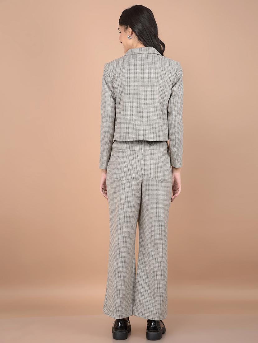 women self design blazer and trousers co-ord set - 21716356 - Standard Image - 3