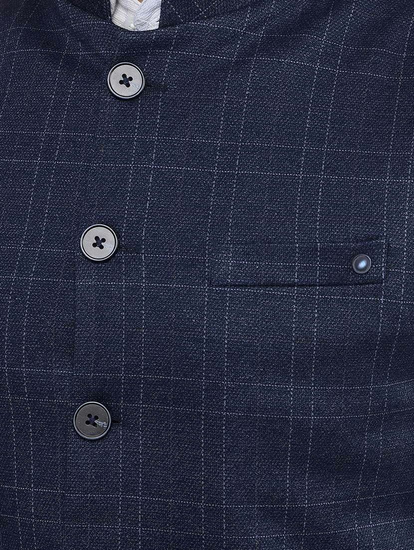 men checkered waist coat - 21716557 -  Standard Image - 5