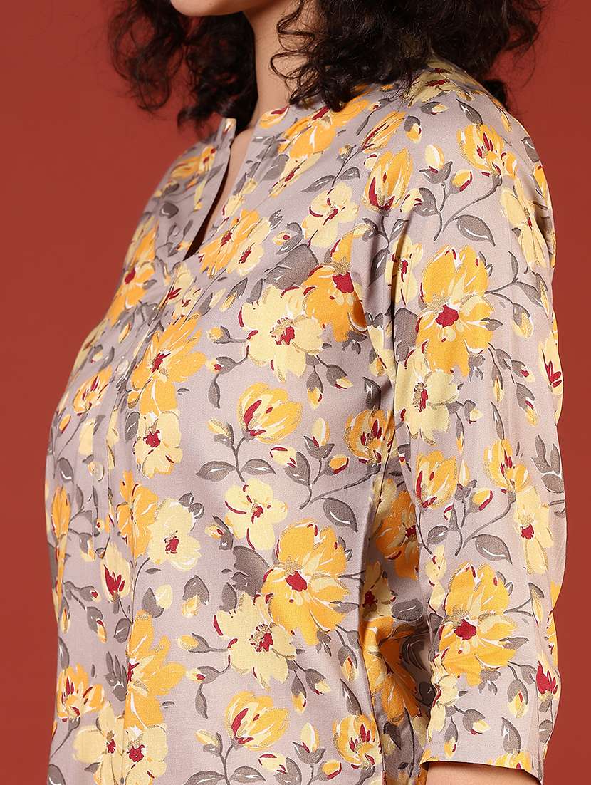 women three quarter sleeve straight kurti - 21716776 -  Standard Image - 5