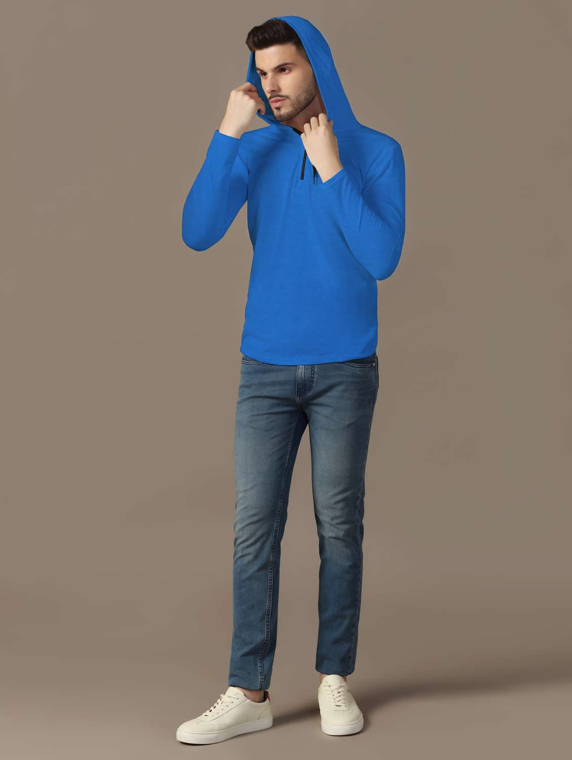 men hooded plain t-shirt - 21717562 -  Standard Image - 3