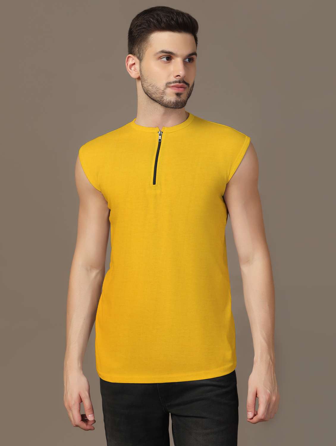 men sleeveless plain t-shirt - 21717604 -  Zoom Image - 0