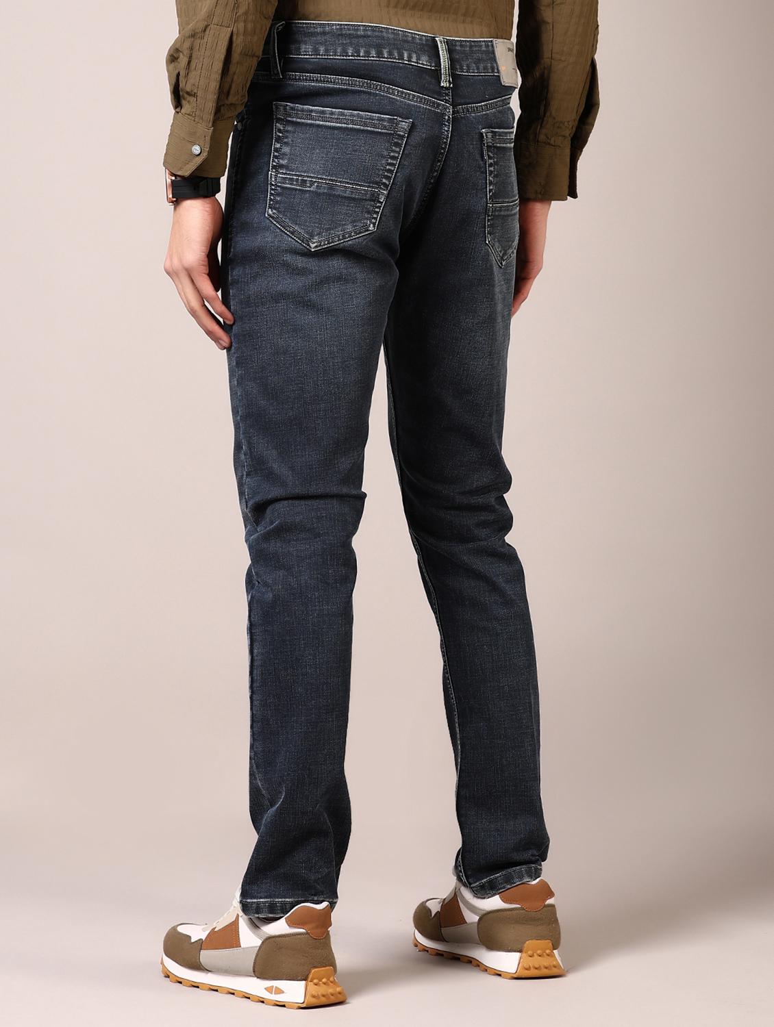 men washed mid rise jeans - 21718004 - Standard Image - 3