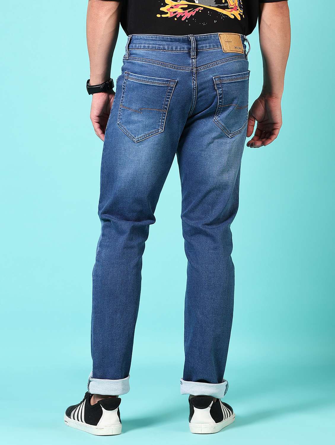 men washed mid rise jeans - 21718007 -  Standard Image - 3
