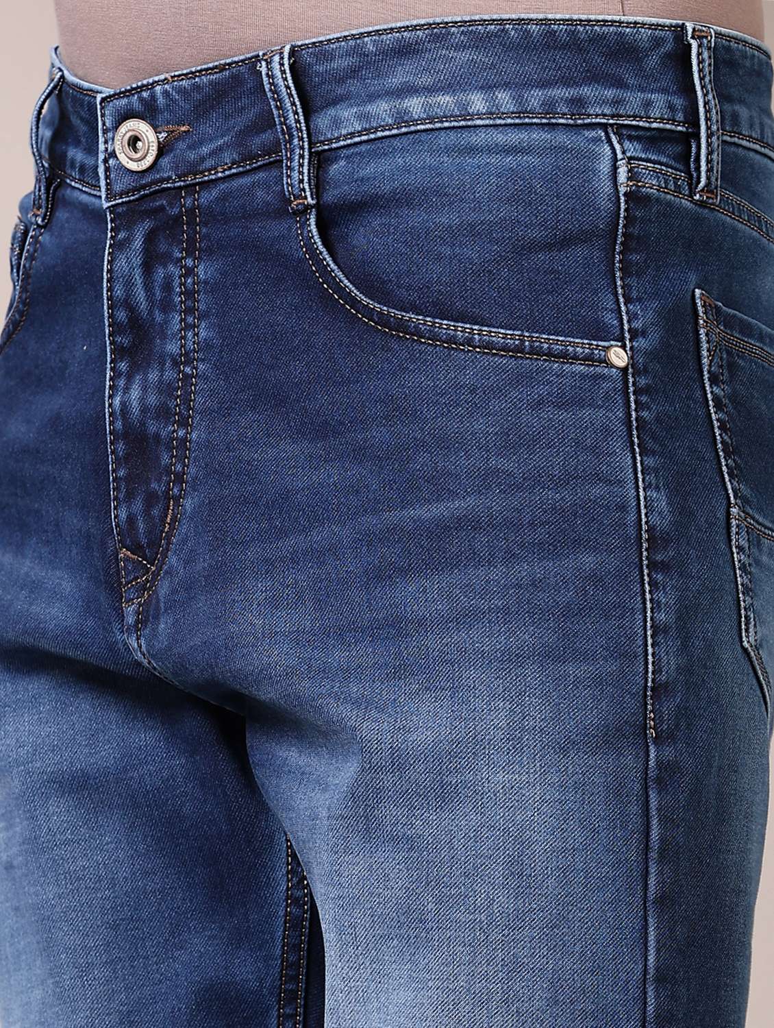 men washed mid rise jeans - 21718019 -  Standard Image - 5