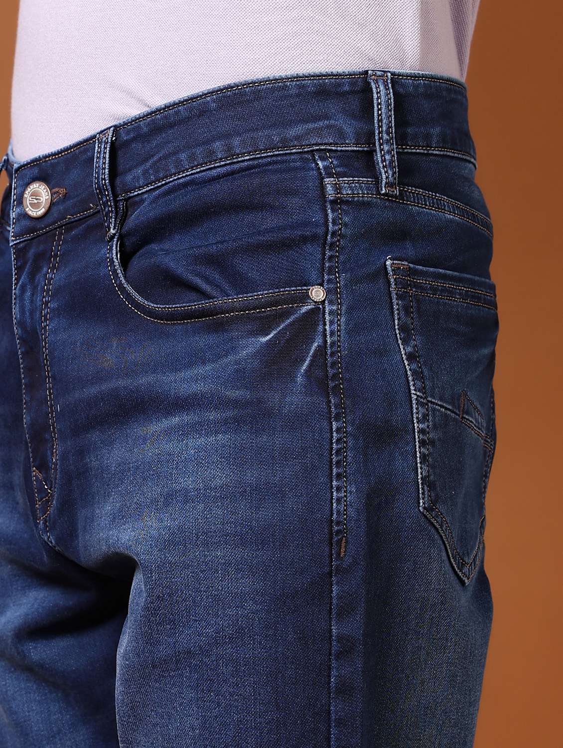 men washed mid rise jeans - 21718048 -  Standard Image - 5