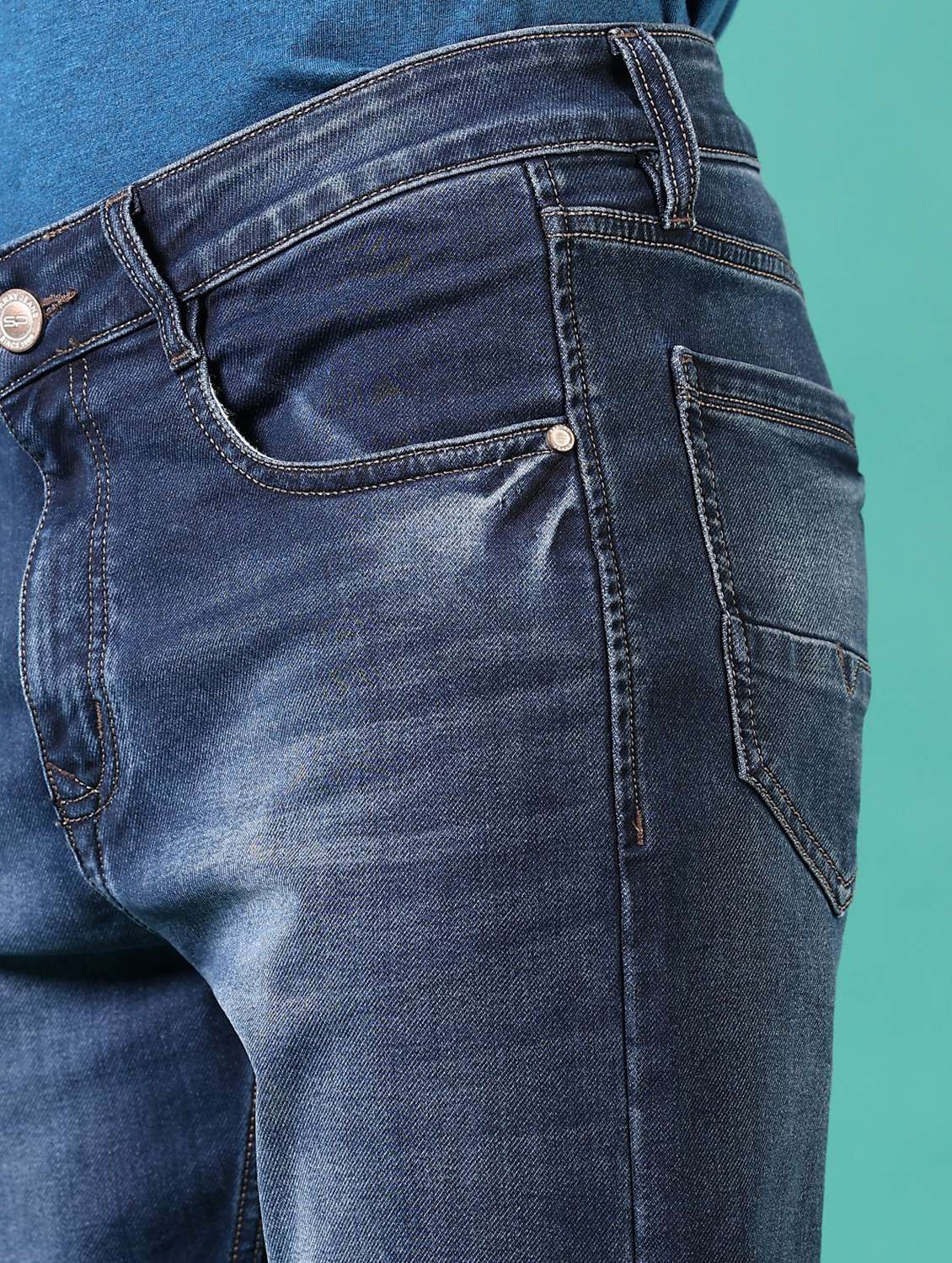 men washed mid rise jeans - 21718062 - Standard Image - 5