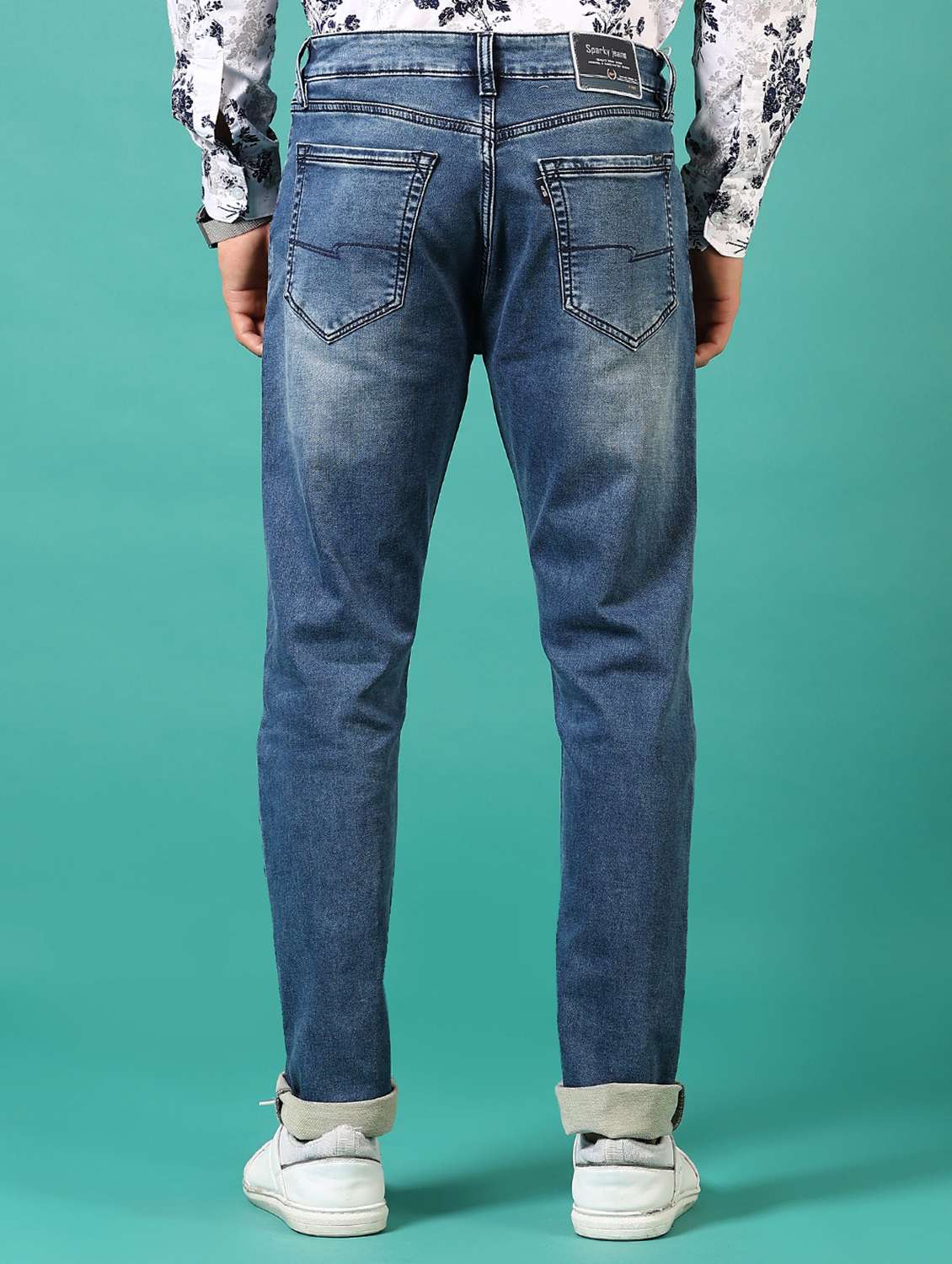 men washed mid rise jeans - 21718082 -  Standard Image - 3