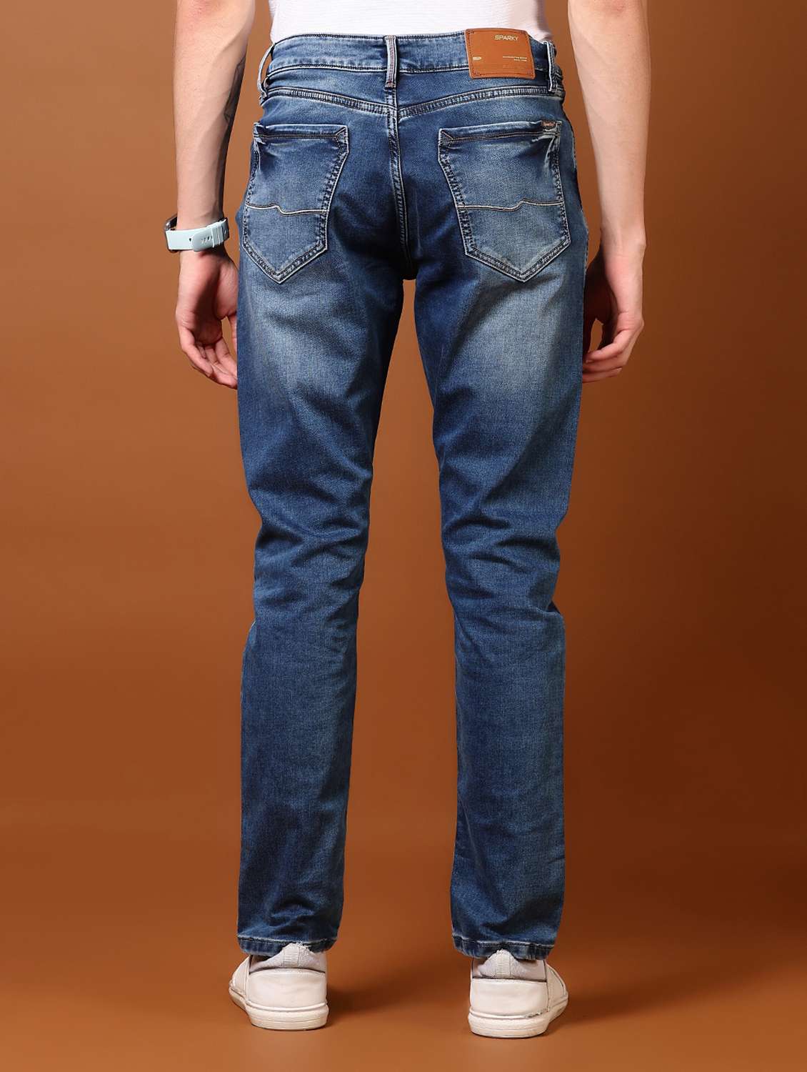 men washed mid rise jeans - 21718083 -  Standard Image - 3