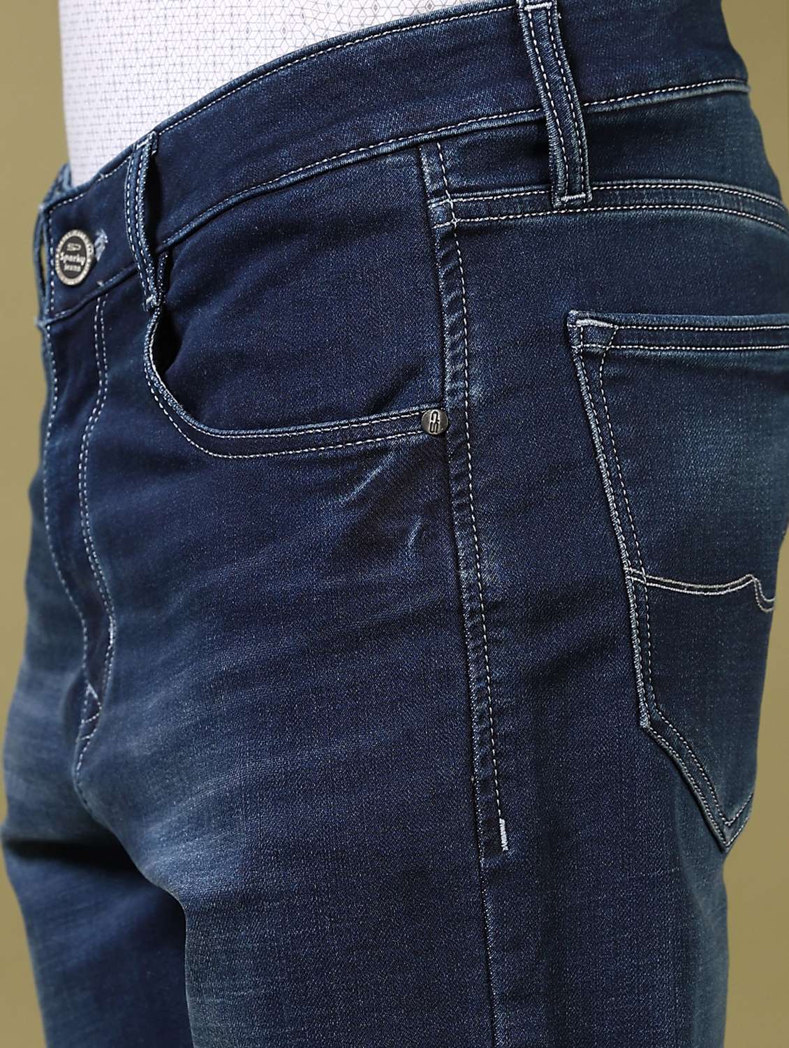 men washed mid rise jeans - 21718086 - Standard Image - 5