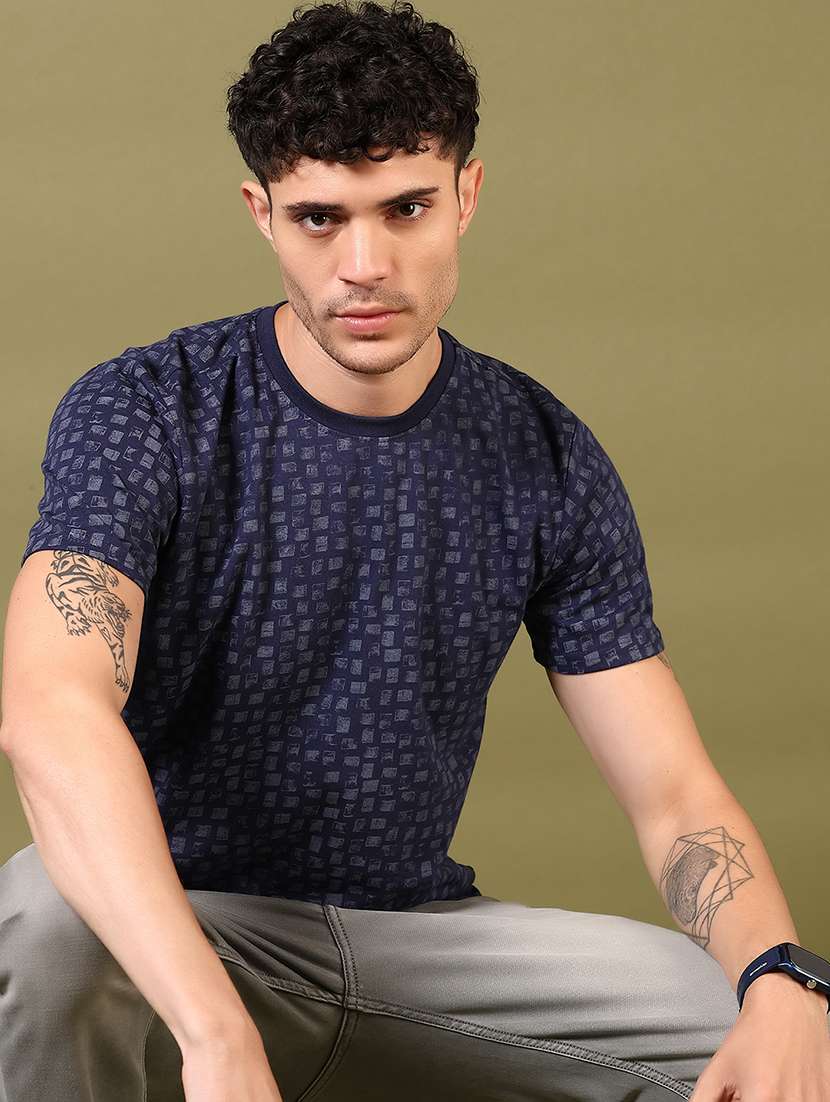 men printed short sleeve t-shirt - 21718147 -  Standard Image - 3