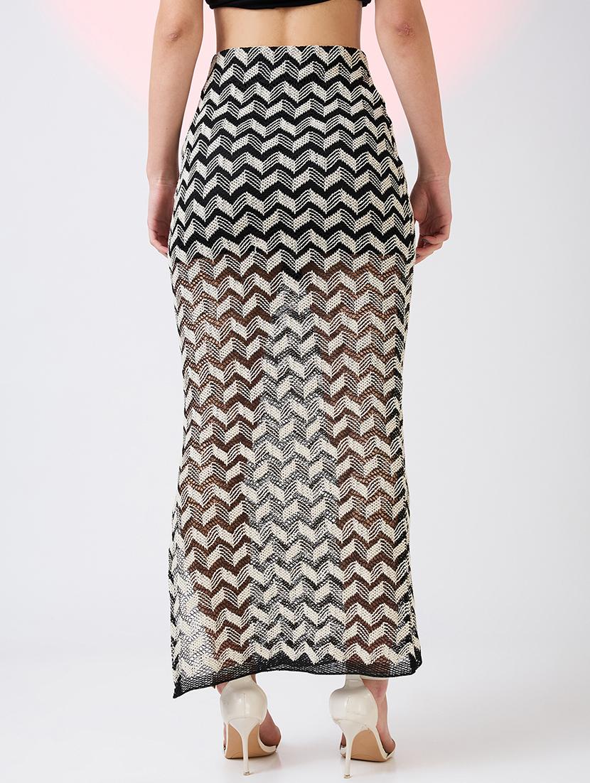 globus women black & white chevron pattern crochet mid rise side slit pencil maxi skirt - 21718304 - Standard Image - 3