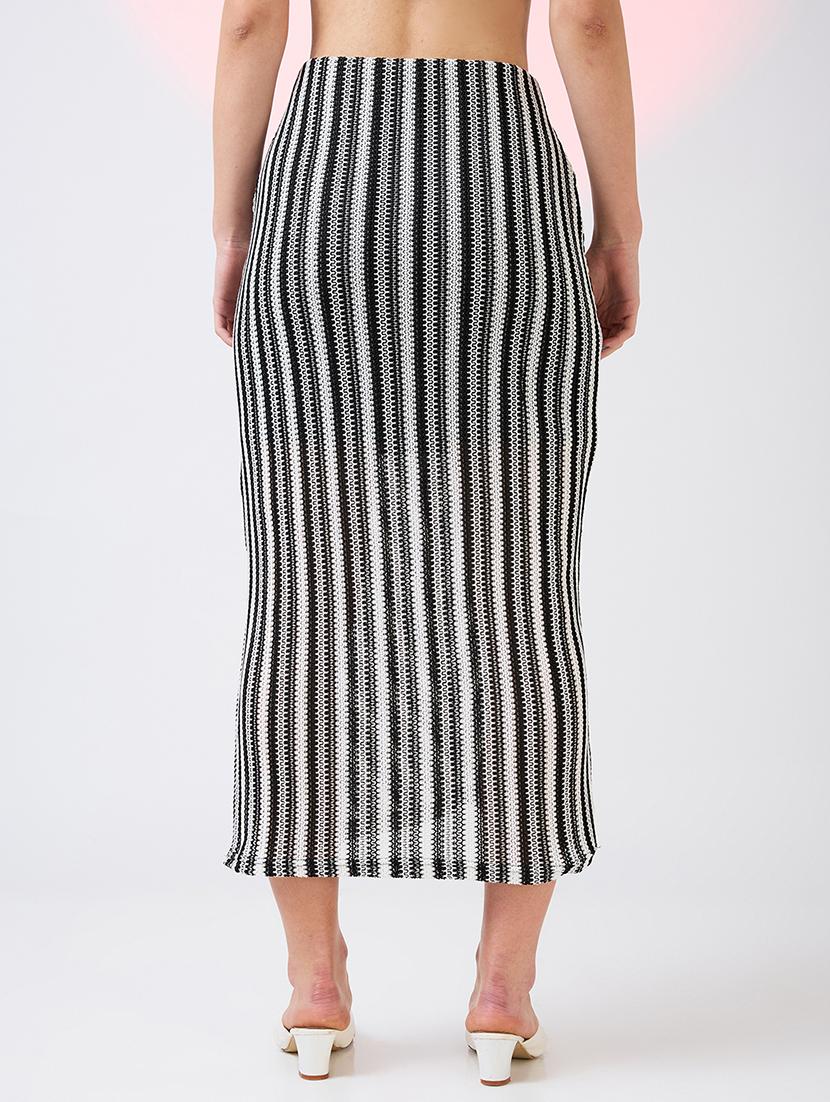globus women black & white self design crochet mid rise side slit midi pencil skirt - 21718307 - Standard Image - 3