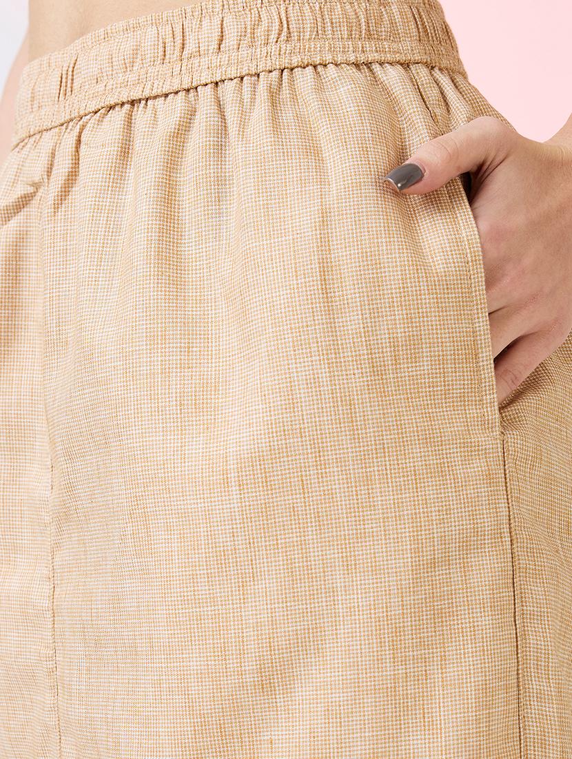 globus women beige self design checkered mid rise side pockets midi workwear skirt - 21718310 - Standard Image - 5
