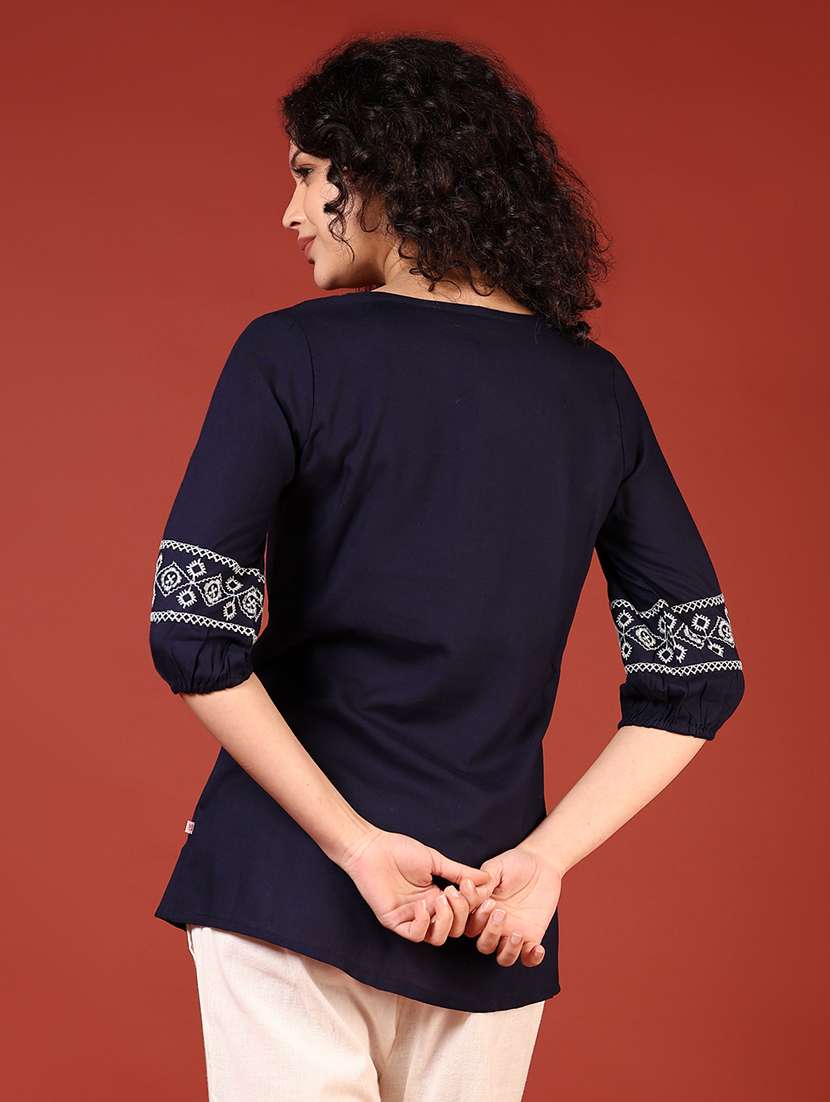 women three quarter sleeve a-line kurti - 21718369 -  Standard Image - 3