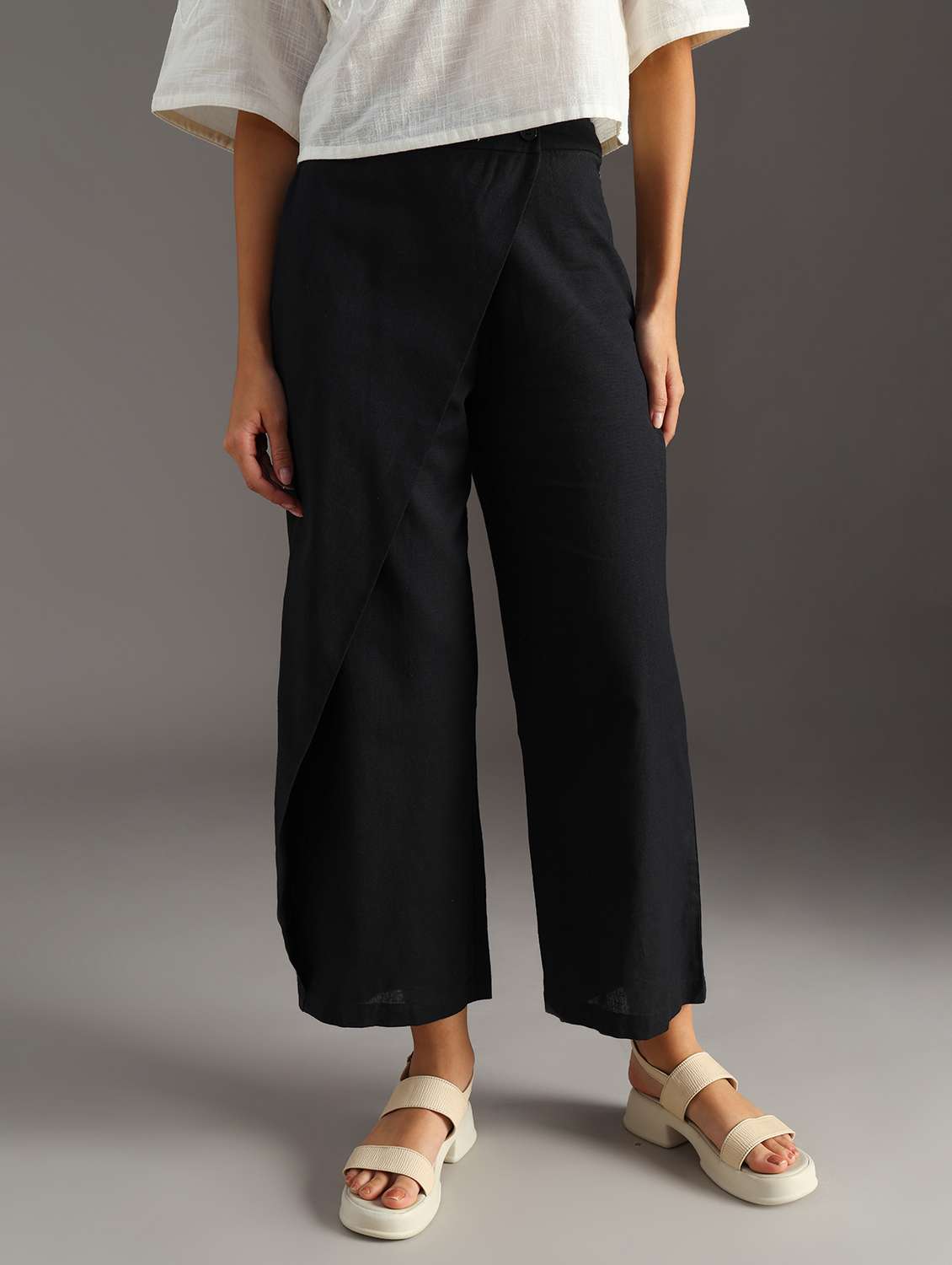 women solid mid rise wide leg trouser - 21718435 -  Zoom Image - 0