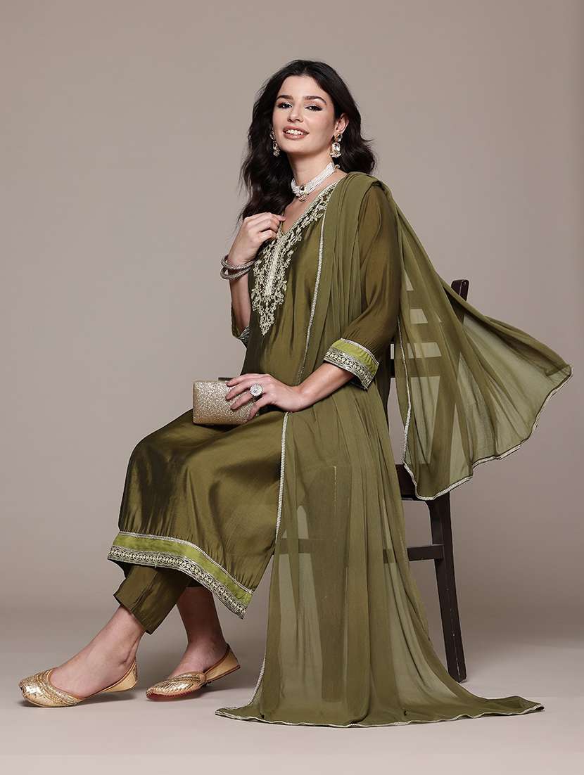 women three quarter sleeve kurta pant with dupatta set - 21719639 -  Standard Image - 3