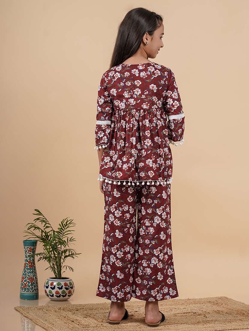 girls maroon floral printed v neck kurta palazzo set - 21719701 -  Standard Image - 3