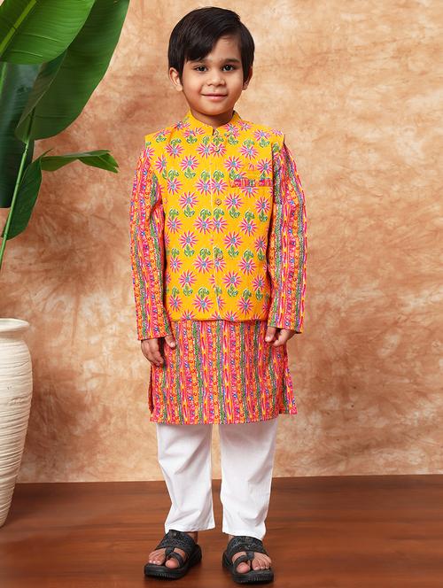 boys printed kurta pajama with jacket - 21719824 - Standard Image - 0