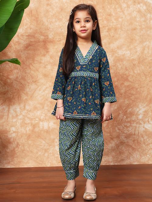 girls printed cotton kurta salwar set - 21719851 - Standard Image - 0