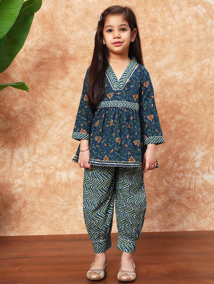 girls printed cotton kurta salwar set - 21719851 - Zoom Image - 0