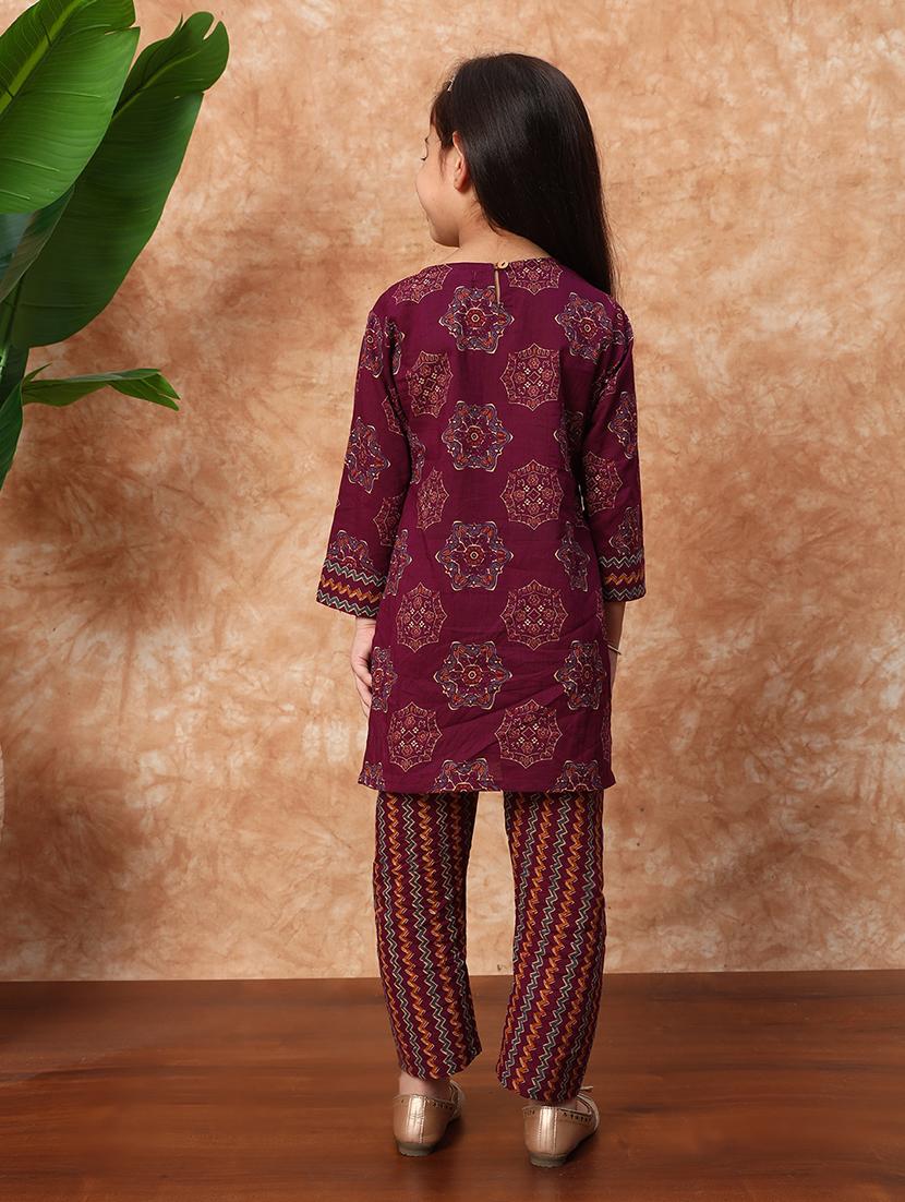 girls printed cotton kurta pant set - 21719859 - Standard Image - 3