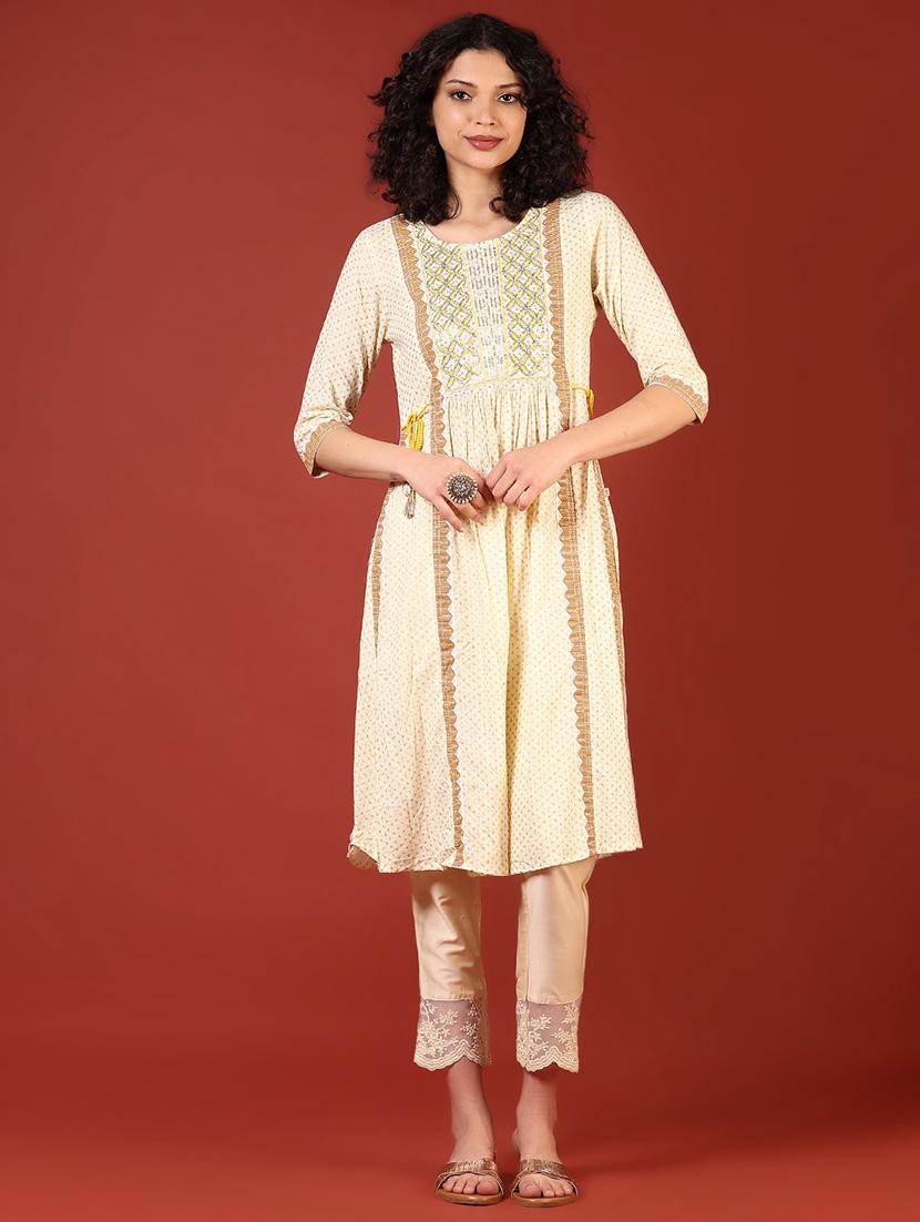 women three quarter sleeve a-line kurta - 21719936 - Standard Image - 3