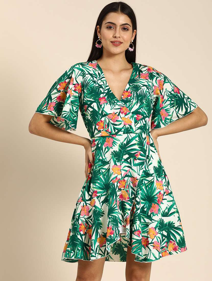 women printed flared sleeves wrap dress