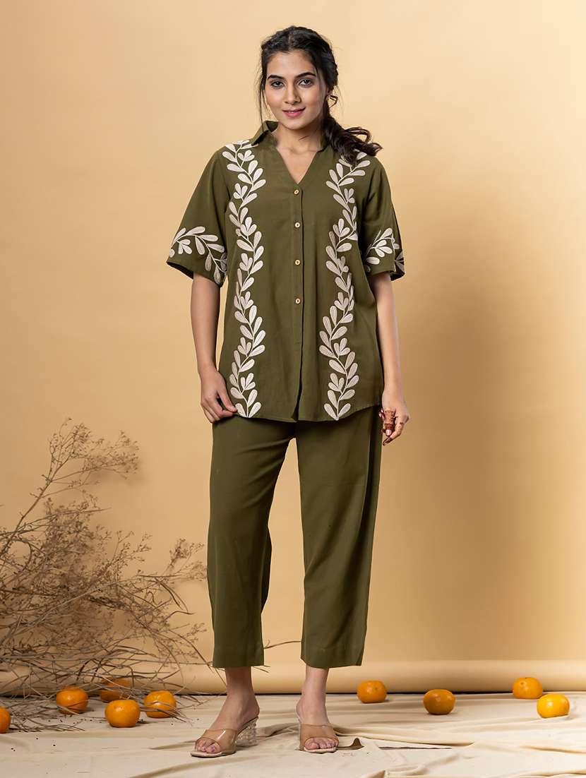 women embroidered shirt collar neck co-ord sets