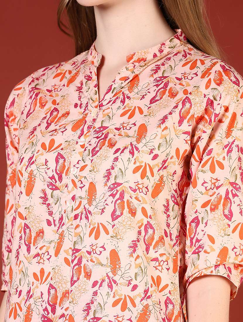 women three quarter sleeves straight kurta - 21720444 -  Standard Image - 5