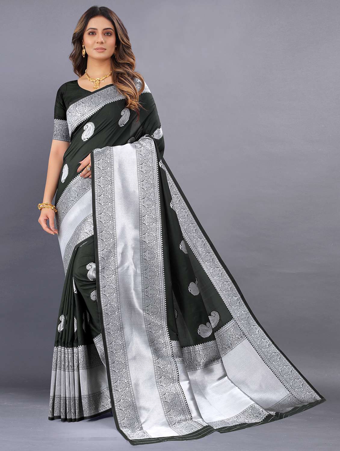 women self design zari work kanjivaram saree with blouse - 21720634 -  Zoom Image - 0