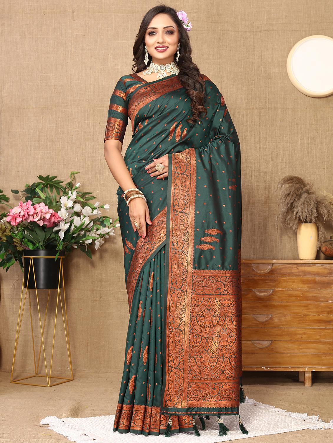 women self design banarasi saree with blouse - 21720721 - Zoom Image - 0