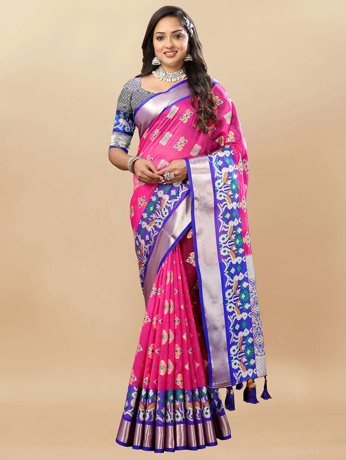 women self design banarasi saree with blouse - 21720772 -  Zoom Image - 0