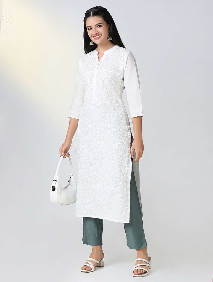 women solid tapered pant - 21720818 -  Standard Image - 3