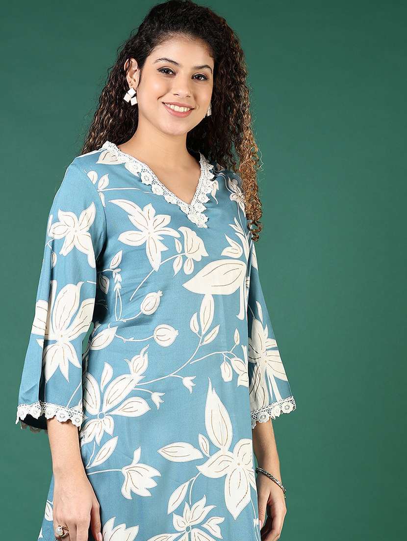 women floral printed three quarter sleeve straight kurta - 21721055 -  Standard Image - 3