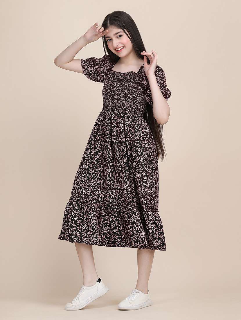 women printed puff sleeves tiered dress - 21721189 - Standard Image - 5