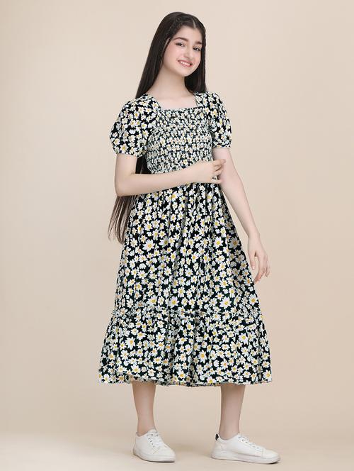 women printed puff sleeves tiered dress - 21721226 - Standard Image - 0