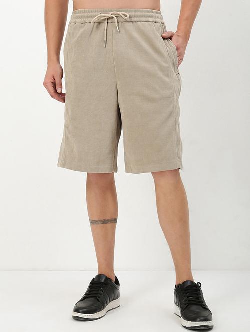 men mid rise solid shorts - 21721341 -  Standard Image - 0