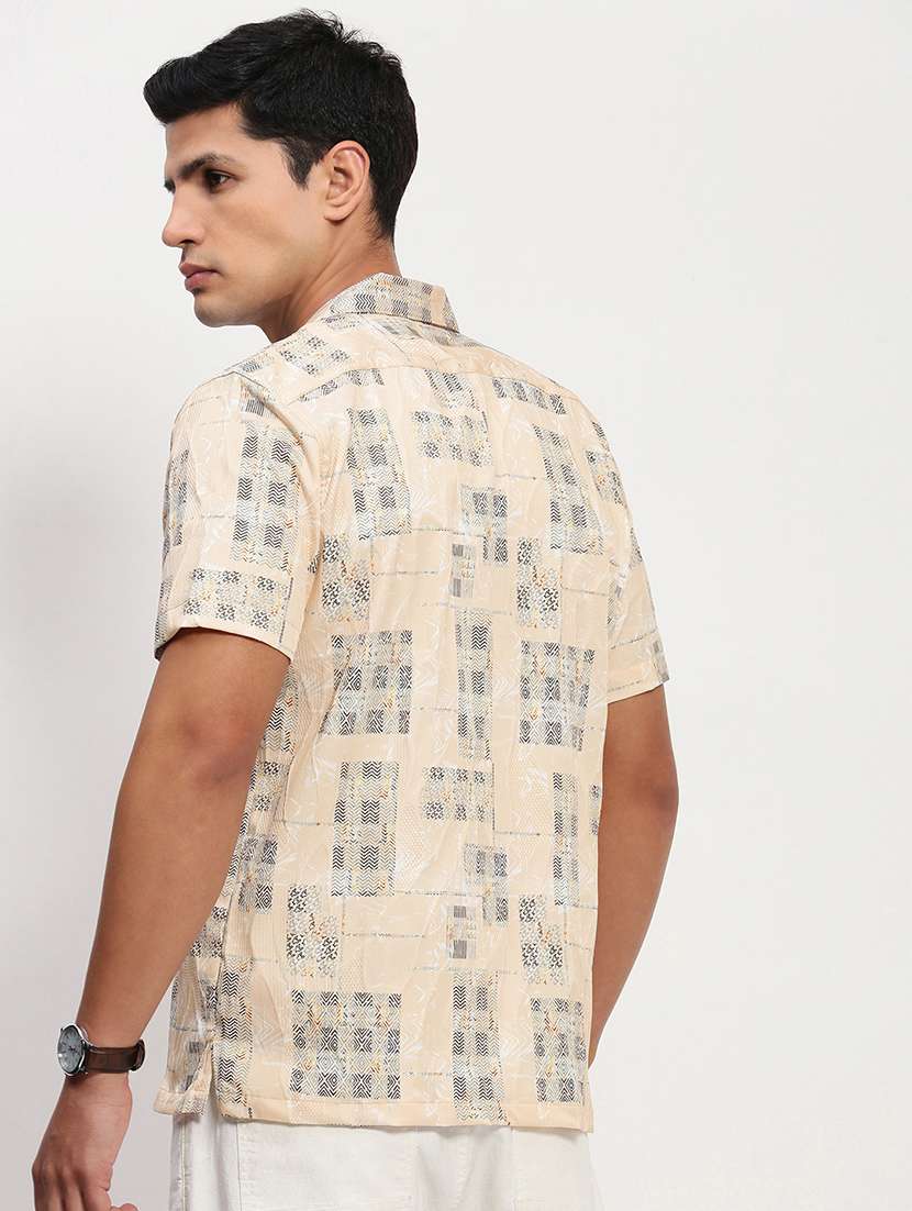men short sleeves printed casual shirt - 21721528 -  Standard Image - 3