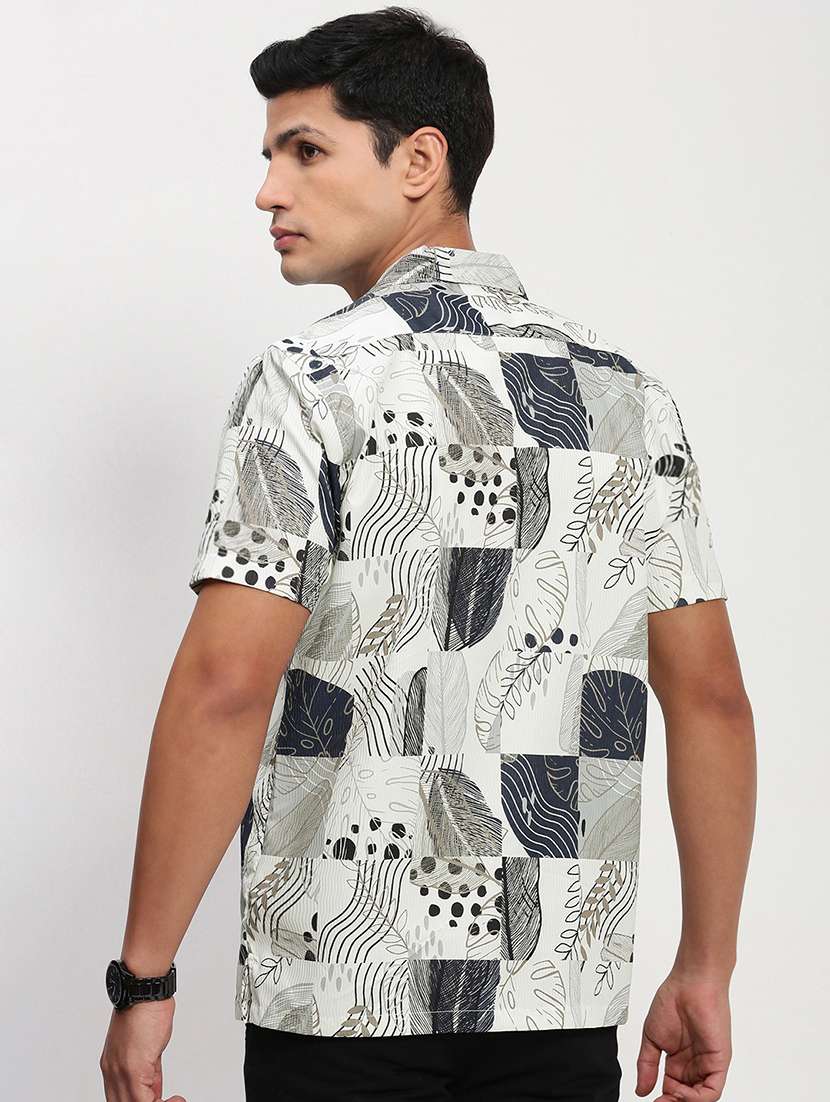 men short sleeves printed casual shirt - 21721533 -  Standard Image - 3
