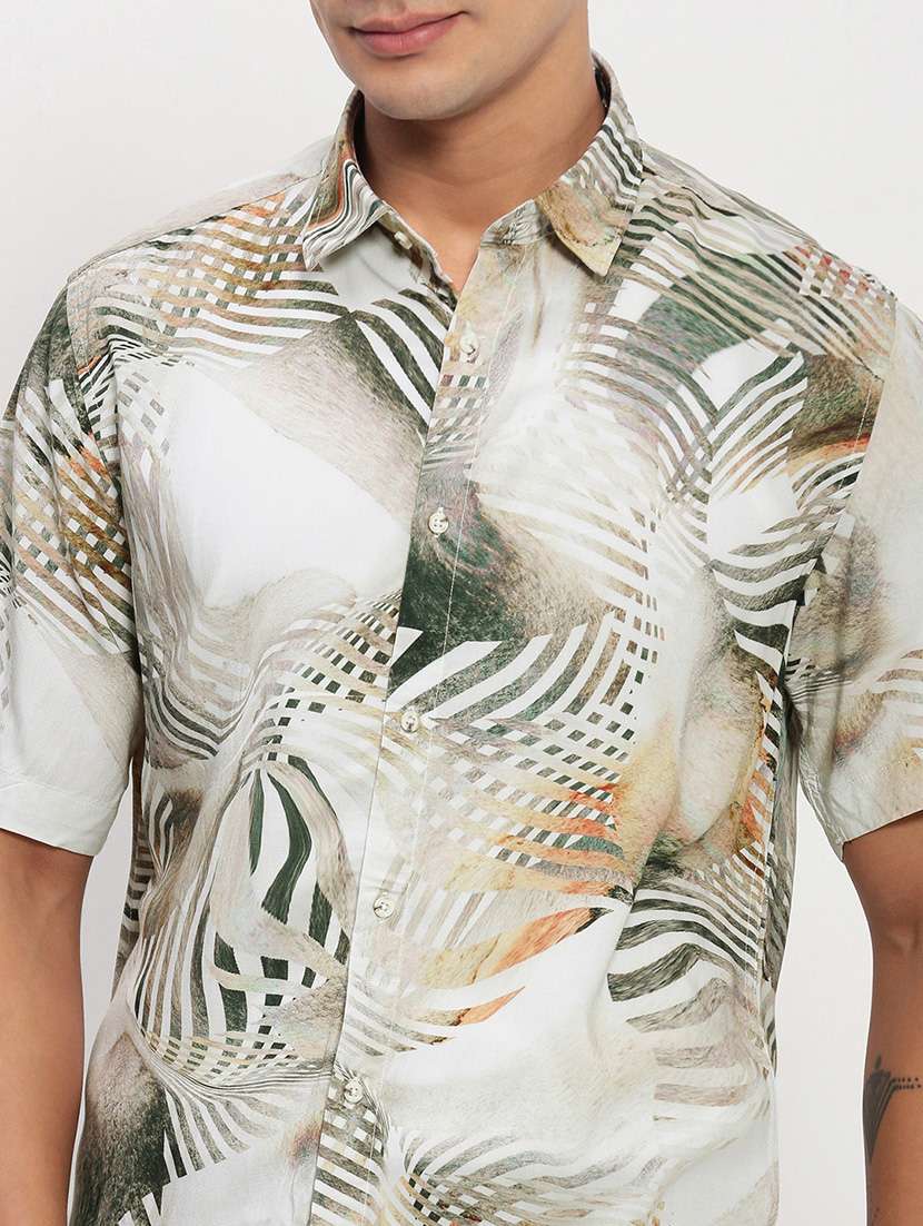 men short sleeves printed casual shirt - 21721534 -  Standard Image - 5
