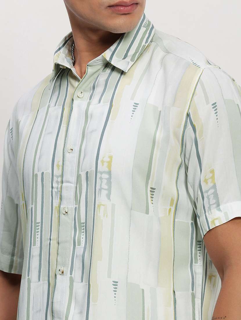 men short sleeves printed casual shirt - 21721535 -  Standard Image - 5