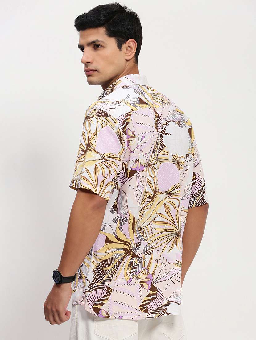 men short sleeves printed casual shirt - 21721537 -  Standard Image - 3