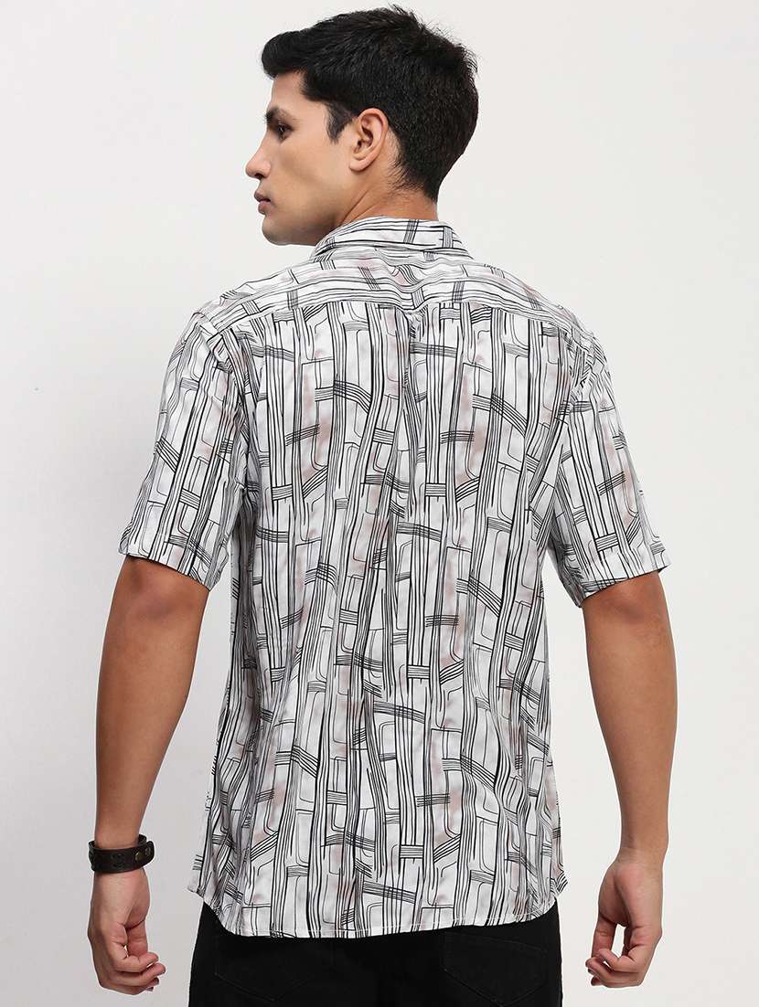 men short sleeves printed casual shirt - 21721538 -  Standard Image - 3