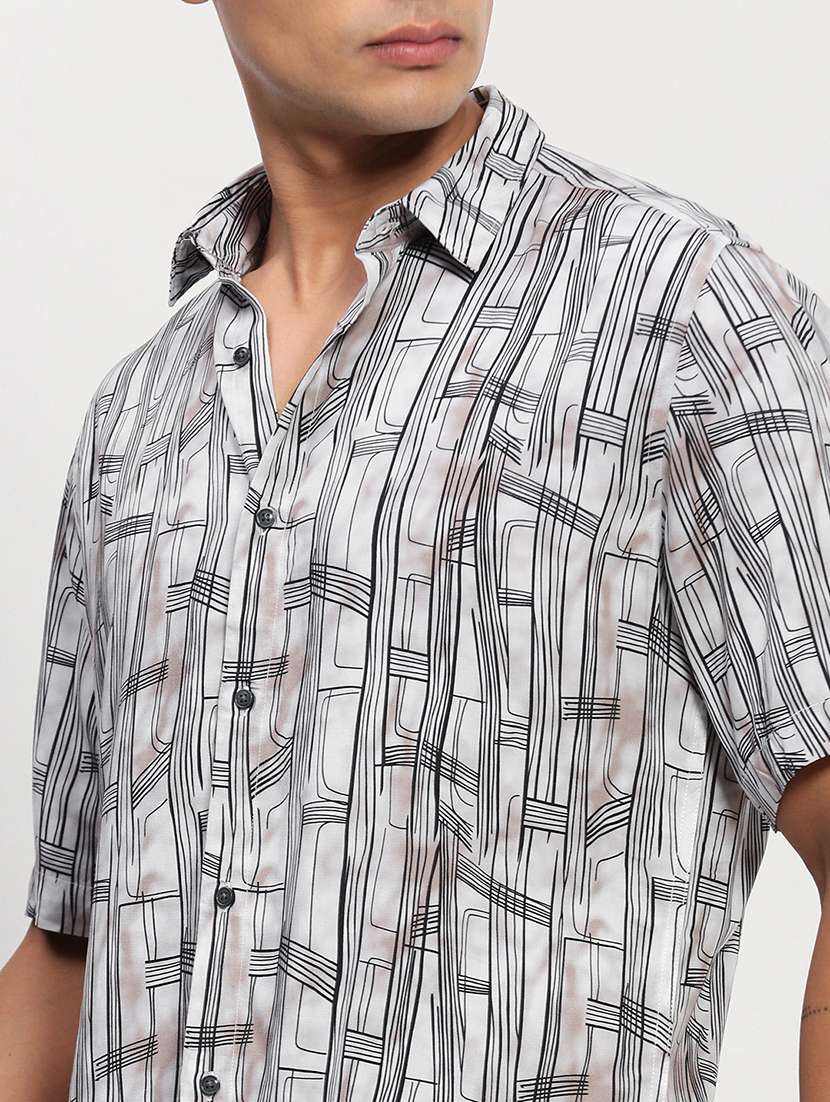 men short sleeves printed casual shirt - 21721538 -  Standard Image - 5