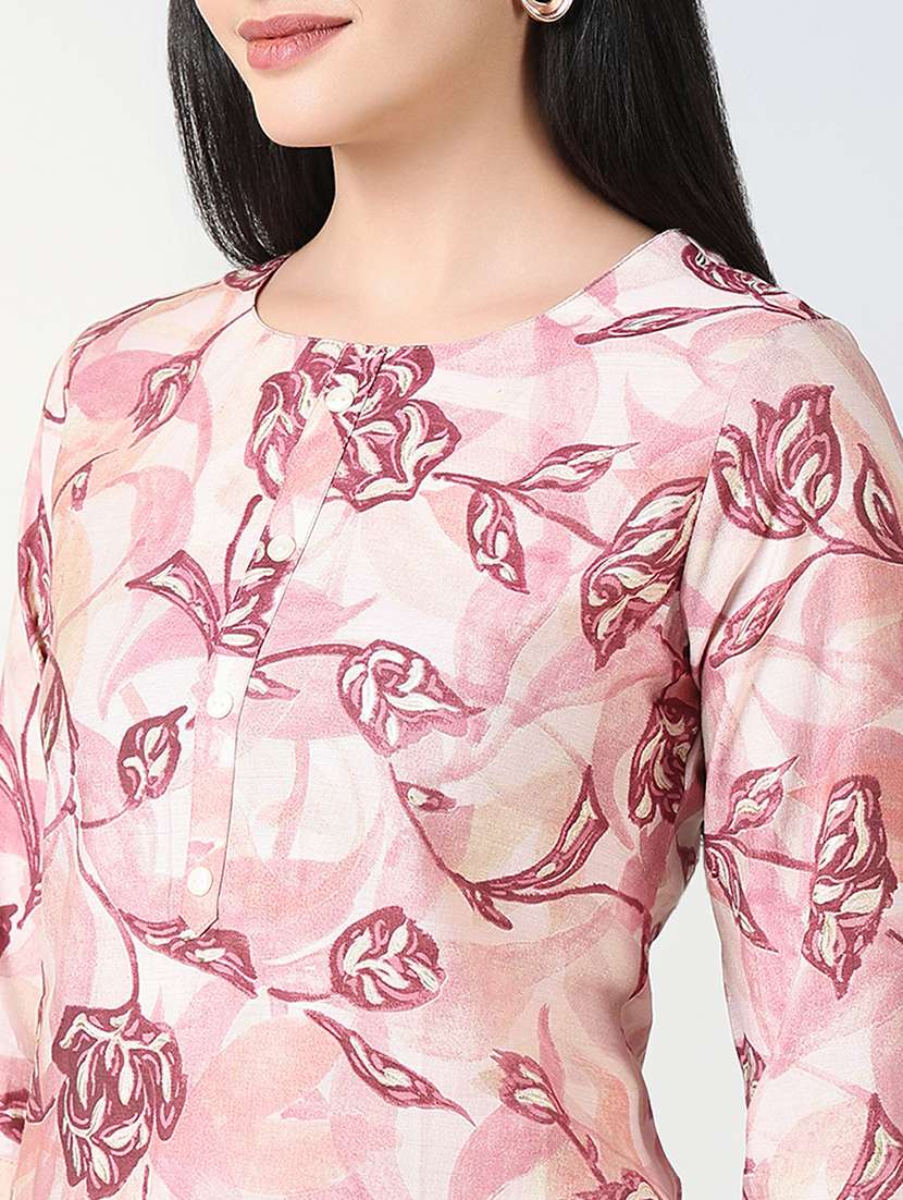 women pink floral printed three quarter sleeve straight kurta - 21721703 - Standard Image - 5